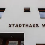 Stadthaus Serviced - Stadthaus Heiner Apartman *
