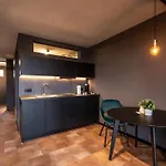 Stadthaus Serviced - Stadthaus Heiner Apartman *